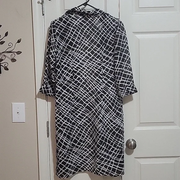 Dress,  cover up (8), purse, and new  ear-rings . Reduced from 25 to $14.00 - Picture 16 of 17